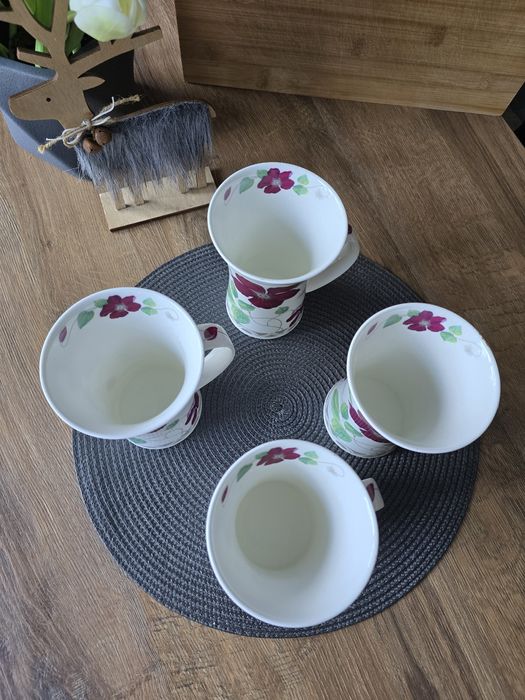 Vând 4 cani ARTFIL din porțelan de os