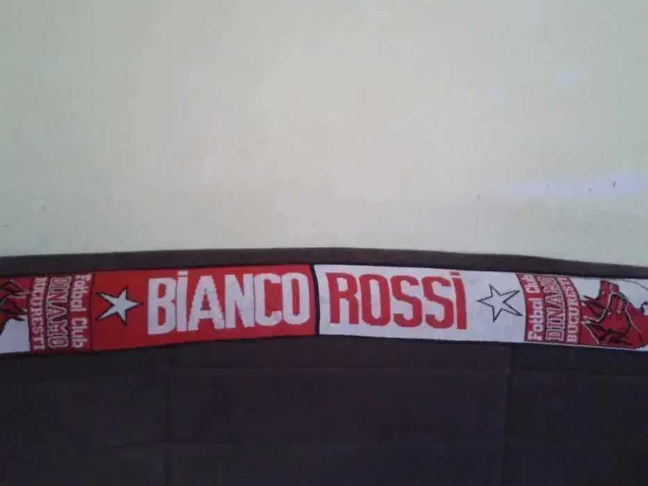 Model foarte RAR de fular Dinamo Bucuresti an 2010
