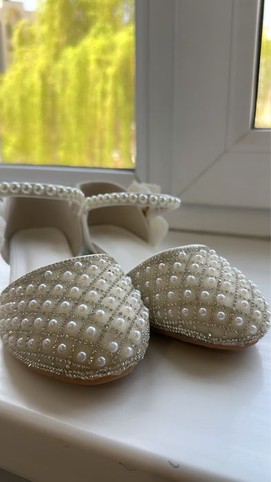 Платья на выпускной, утренники