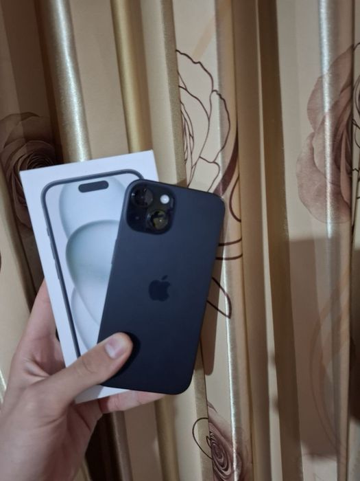 iPhone 15 128GB