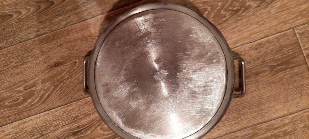 Кастрюля с крышкой из нержавейки 5.8 л., с толстыми стенками