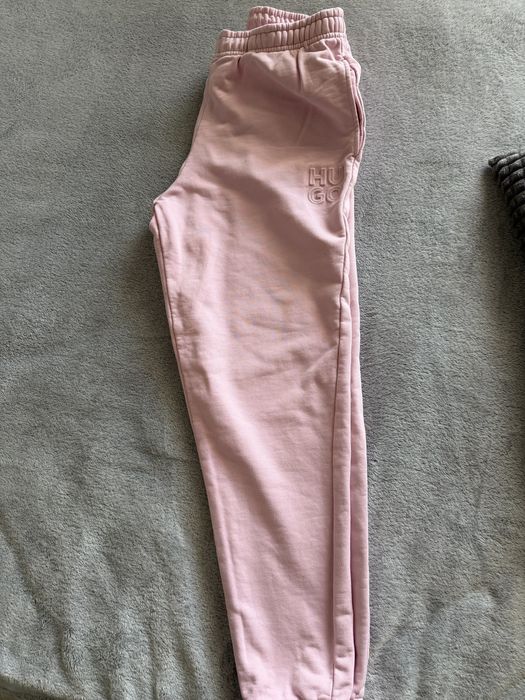 Чисто ново долнище Hugo S размер