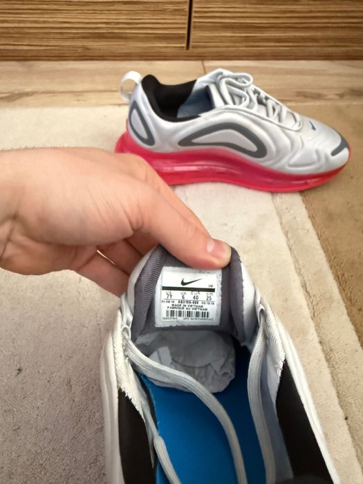Маратонки Nike air max 720