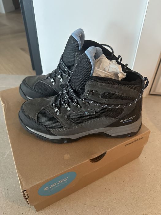 Дамски туристически обувки Hi-Tec