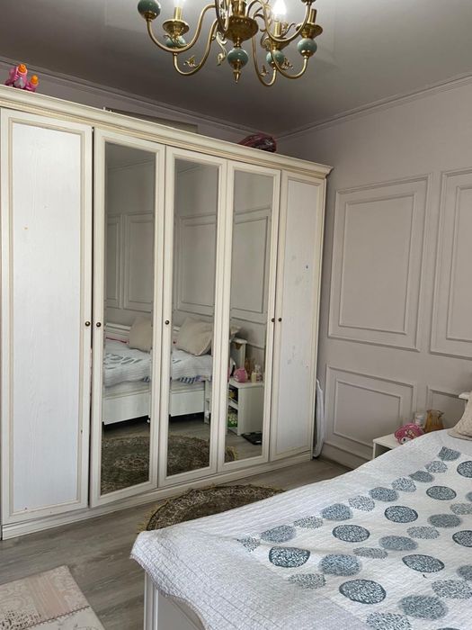 Срочно продам спальный гарнитур