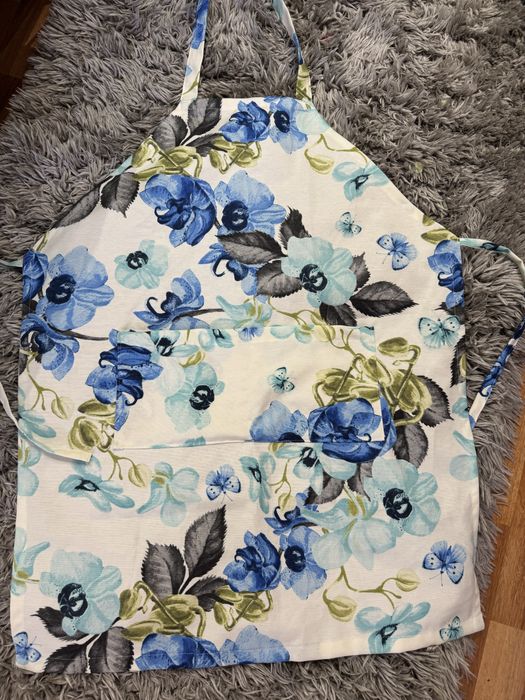 Продам новый женский фартук