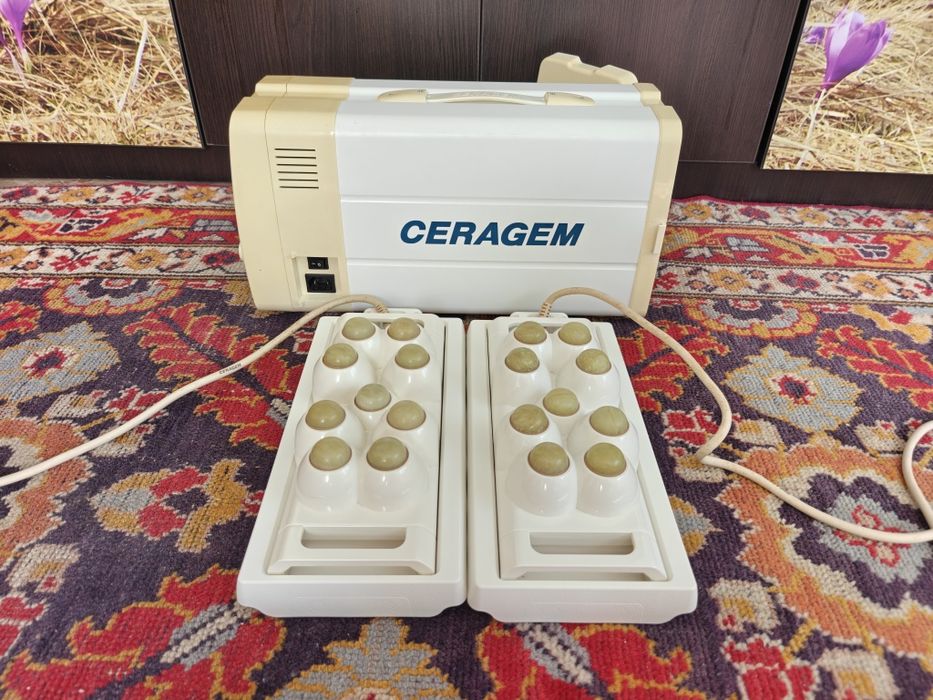 Aparat masaj Ceragem Compact CGM P390 - masaj termic cu pietre de jad