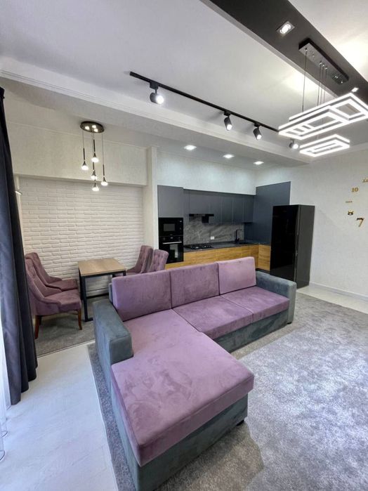 Сдается хорошая 2 комн квартира по адекватной цене! Яккасарайский р-он