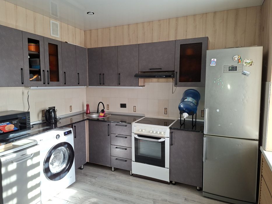 Продам 3 комнатную квартиру