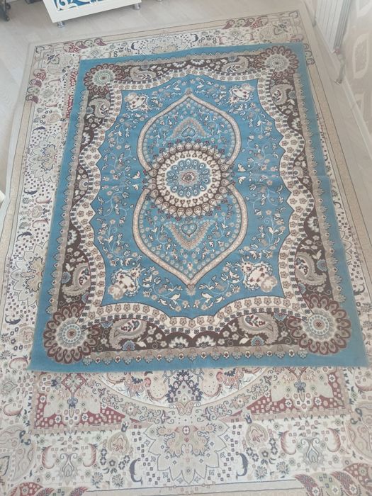 ПродаетсЯ ковер новый