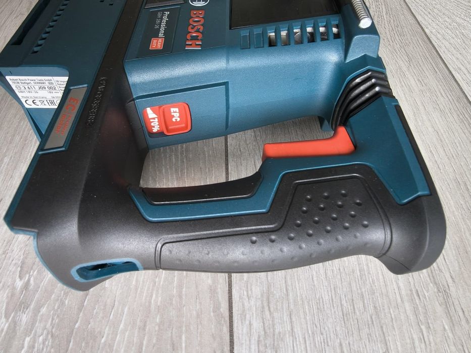 Scule profesionale Bosch 18V