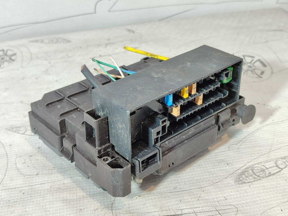 Panou siguranțe Peugeot 508 I 2011-2018 2013 2.2 Diesel Cod OEM: 9674922180 (5E3)