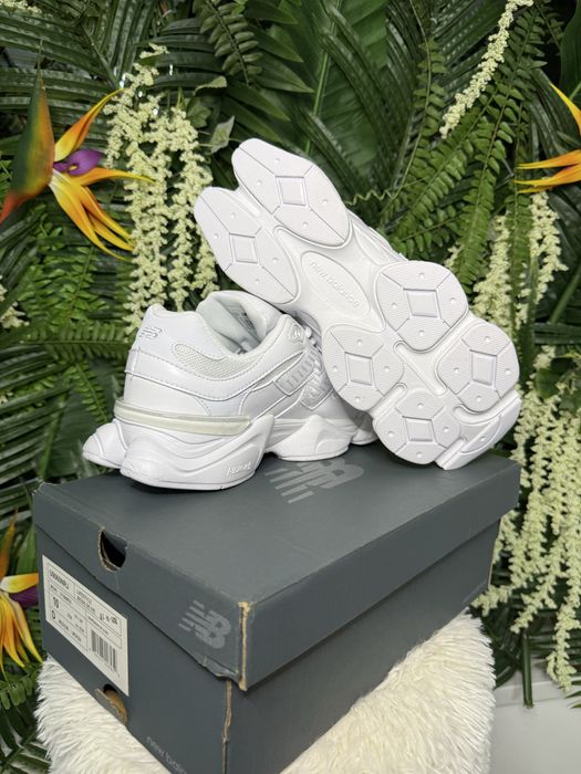 New Balance 9060 Triple White
