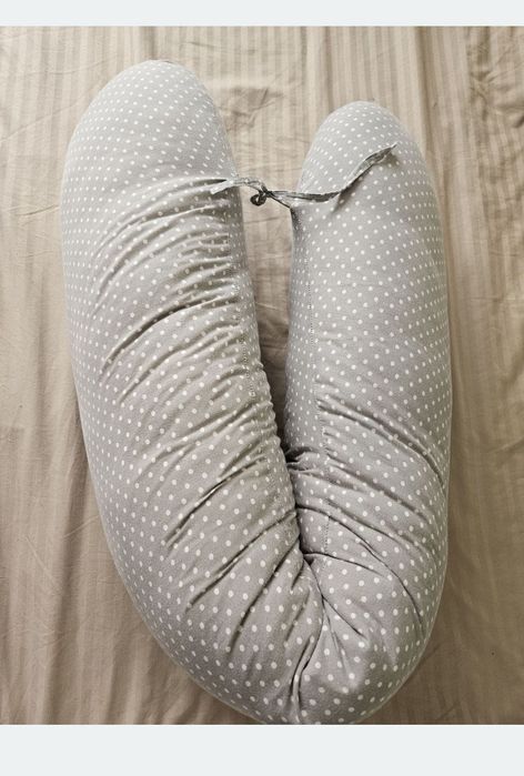 Pernă pt gravide/alăptat p8