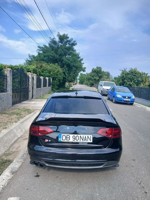 Audi a 4 b8 2009 2.0 tdi 170 cp Full sline
