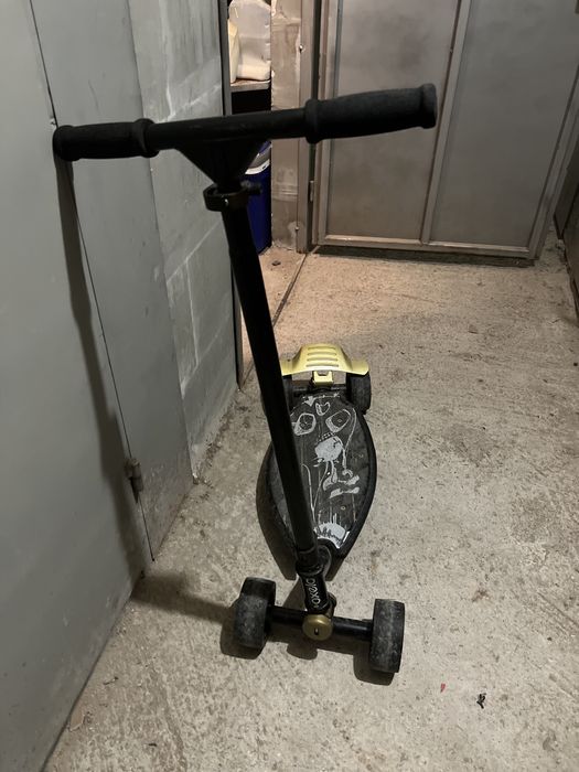 Тротинетка с четири гуми / Четириколка