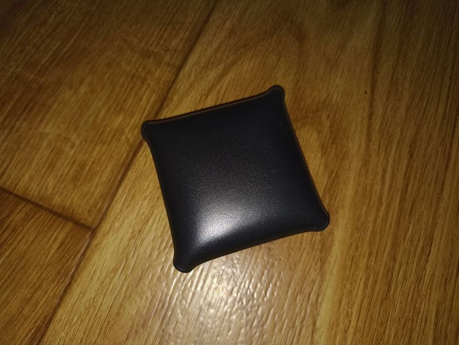 Кошелёк для монет и мелочи.