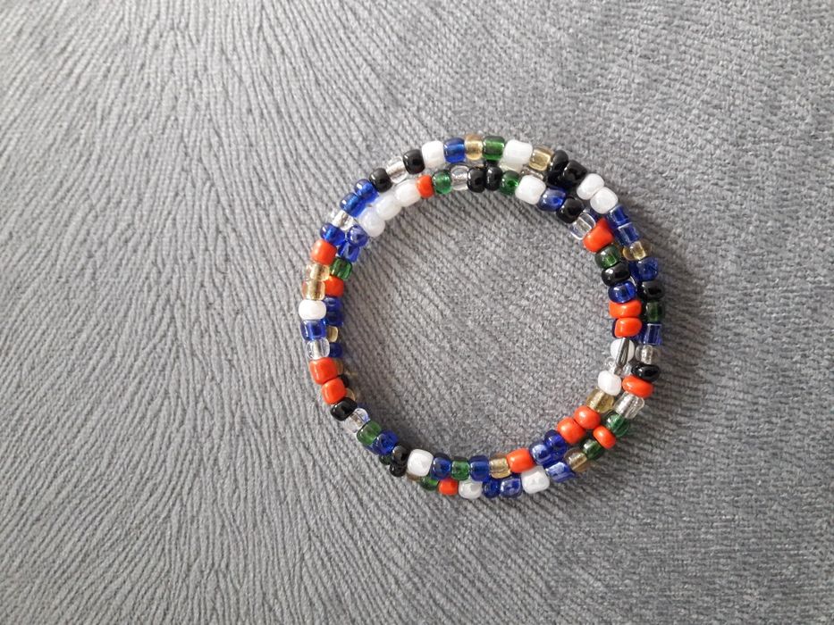 Гривни  по 1лв...