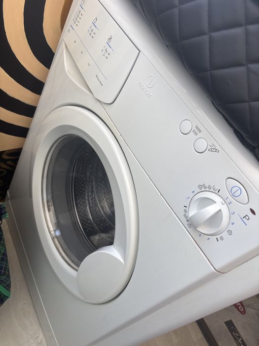 Продам машинку почти даром