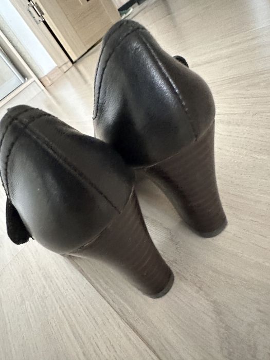 Продам туфли женские