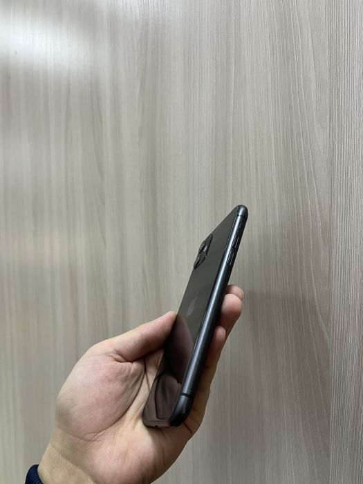 Продам Айфон 11 128ГБ 94%емкость