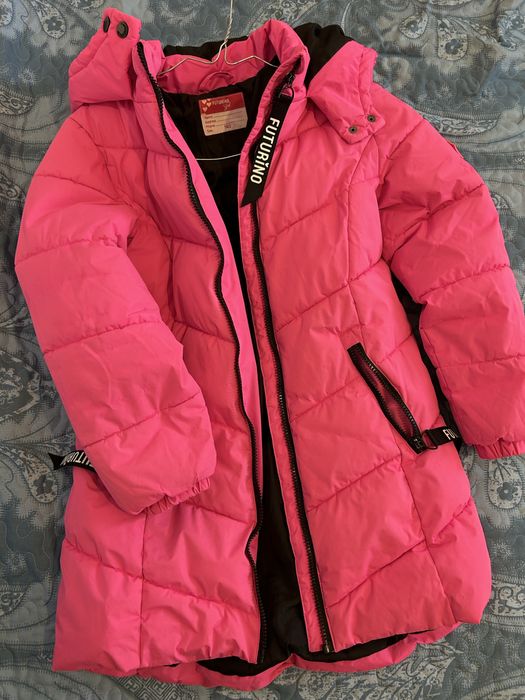 Продам детскую куртку 9-10 лет