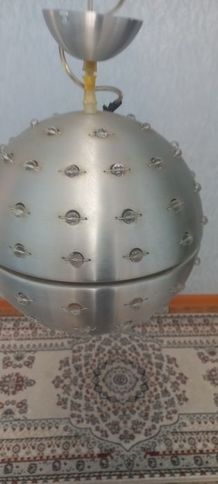 Продам бу люстру с камушками