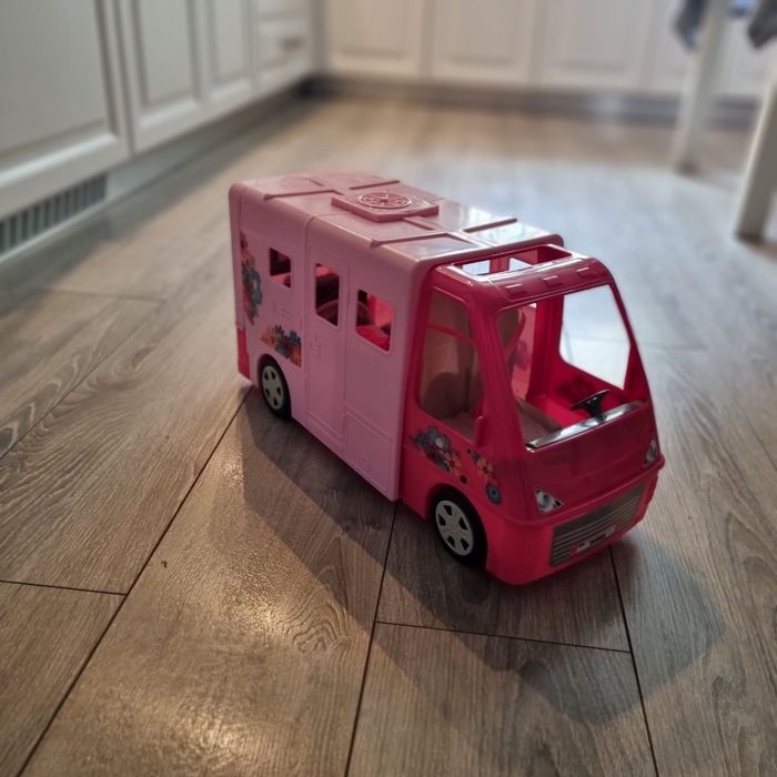 Rulota pentru papusi Barbie