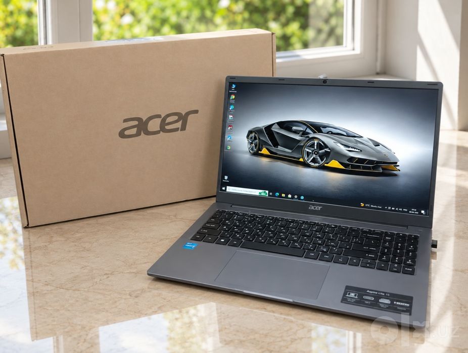 Acer Aspire в хорошем состоянии.