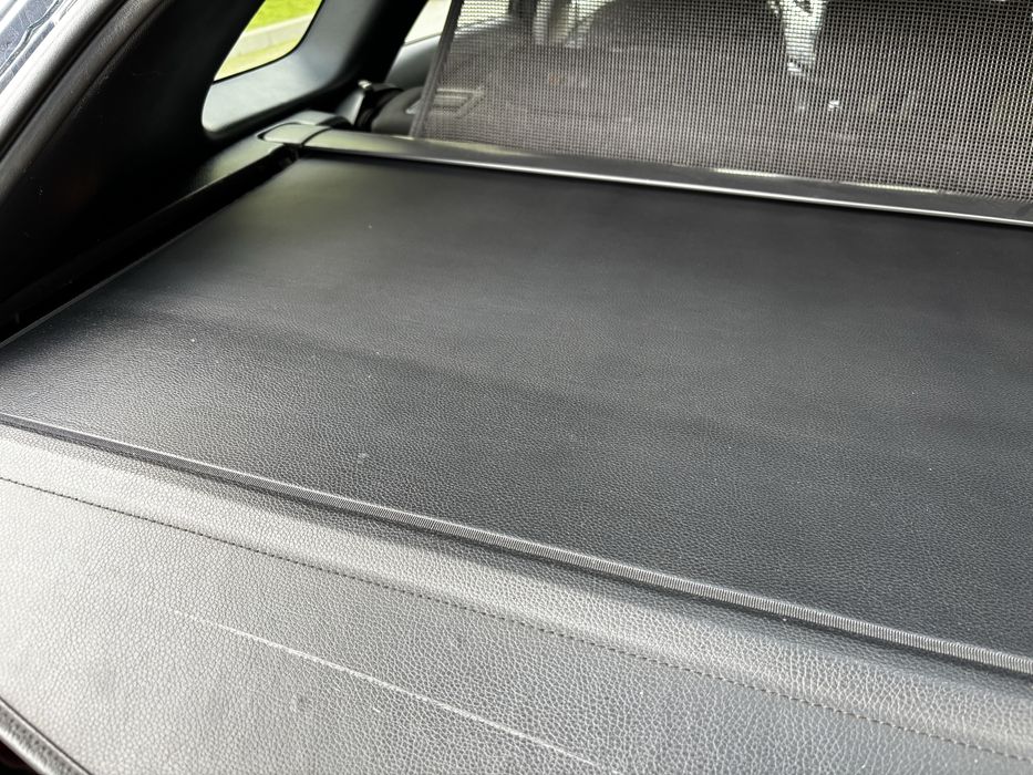 Щора багажник Hyundai  I 40 - в добро състояние .
