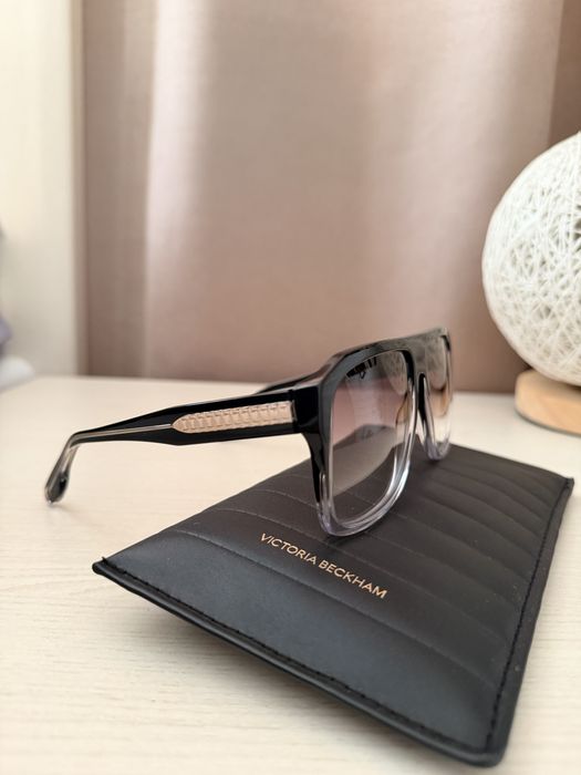 Солнцезащитные очки Victoria Beckham