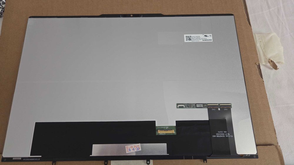 Vând display laptop Lenovo Yoga 14''