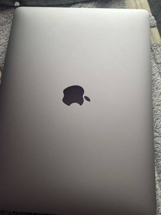 Macbook M1 air 13