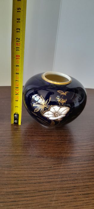 Стари Вази от цветно стъкло