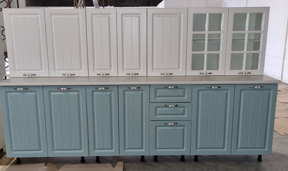 Mobila de bucatarie noua in doua culori, fronturi MDF mate