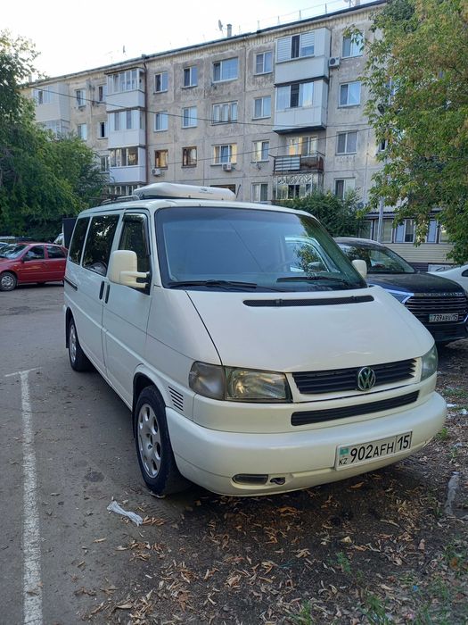Volkswagen Caravelle 1997 г.