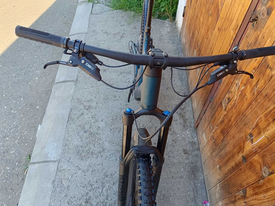 5% КОЛЕДНА ОТСТЪПКА Scott Genius 930 2025 Ново