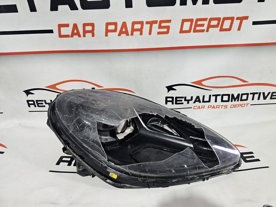 Far dreapta led Porsche Macan dupa 2019 cod 95B941010AC
