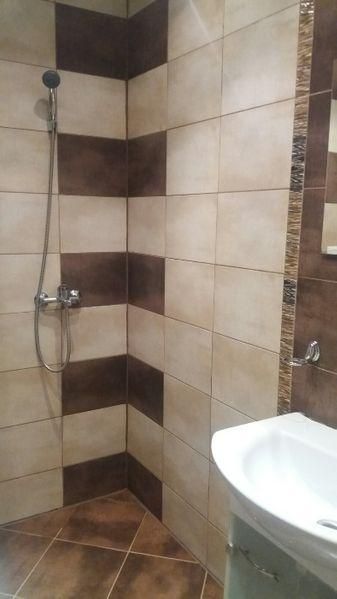 Дава се под наем Двустаен апартамент в Бургас, Меден рудник - зона Г - 70 кв.м за 306 € - Снимка #4