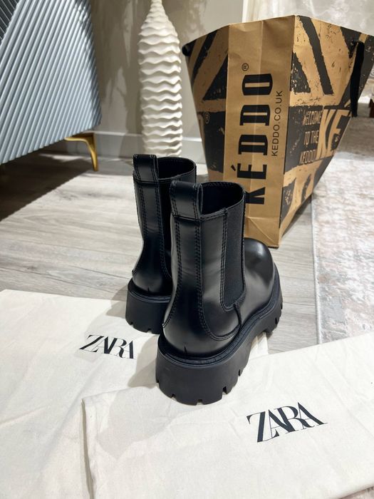 Зимние ботинки..От Zara.Оригинал.41 размер.Черные.Новые