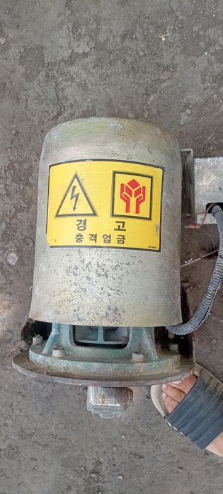 Shu zapchas sotiladi 100$ 100$