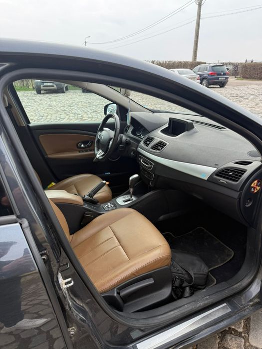 Fluence 100% electric doar 5.000 lei