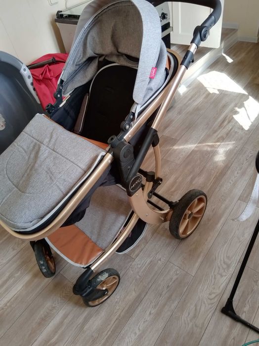 Продаю коляску хорошую