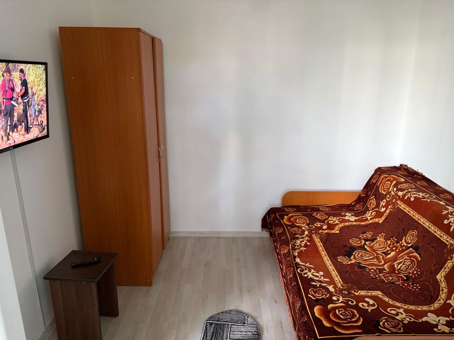 Închiriez apartament 3 camere Banat/Exercițiu