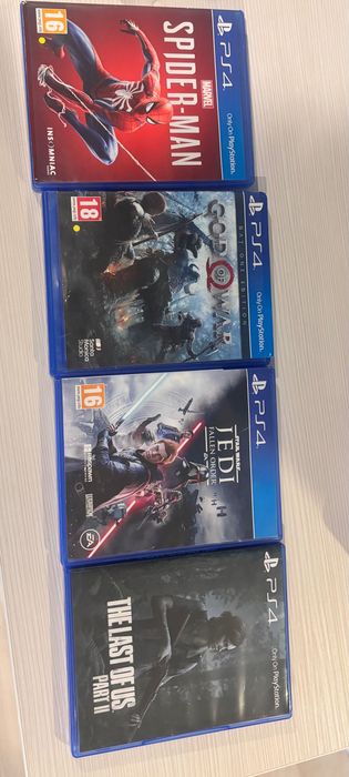 PlayStation 4 Slim 500 GB+ игри-25лв всяка