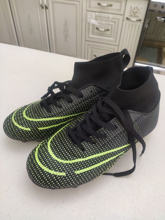 Бутсы футбольные 36 рамер