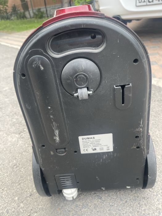 Полдаетс пылесос