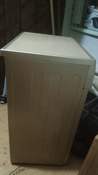 Продам стиральную машинку