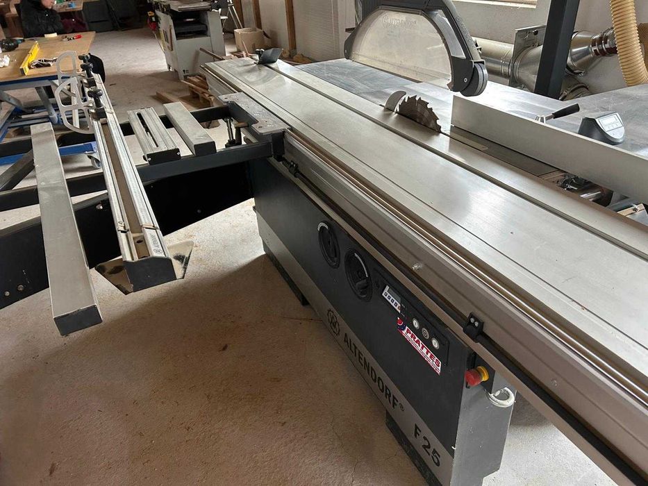 Fierastrau circular Altendorf Model F 25 CE