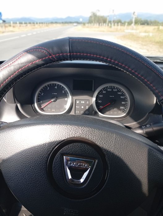 DACIA Duster 2012 — imagine 3